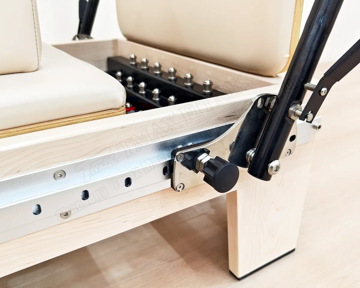 footbar adjustment mechanism