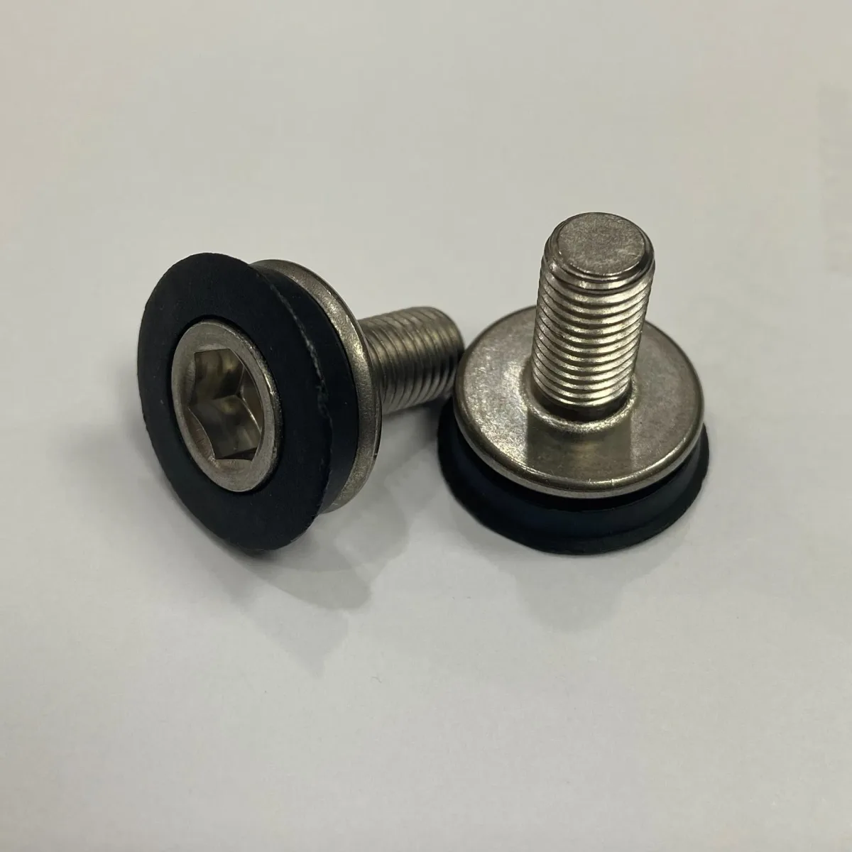 hex key bolt inspection