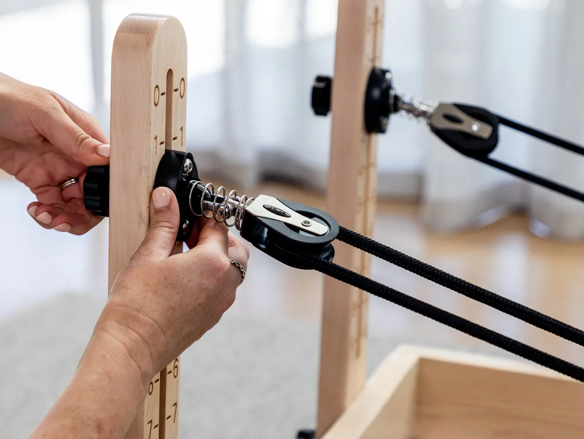 how to check reformer pulley mounting bolts