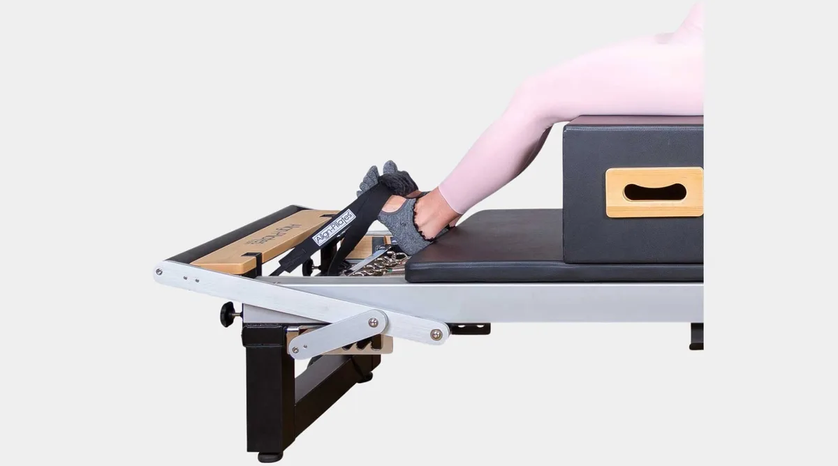 how to check reformer strap wear