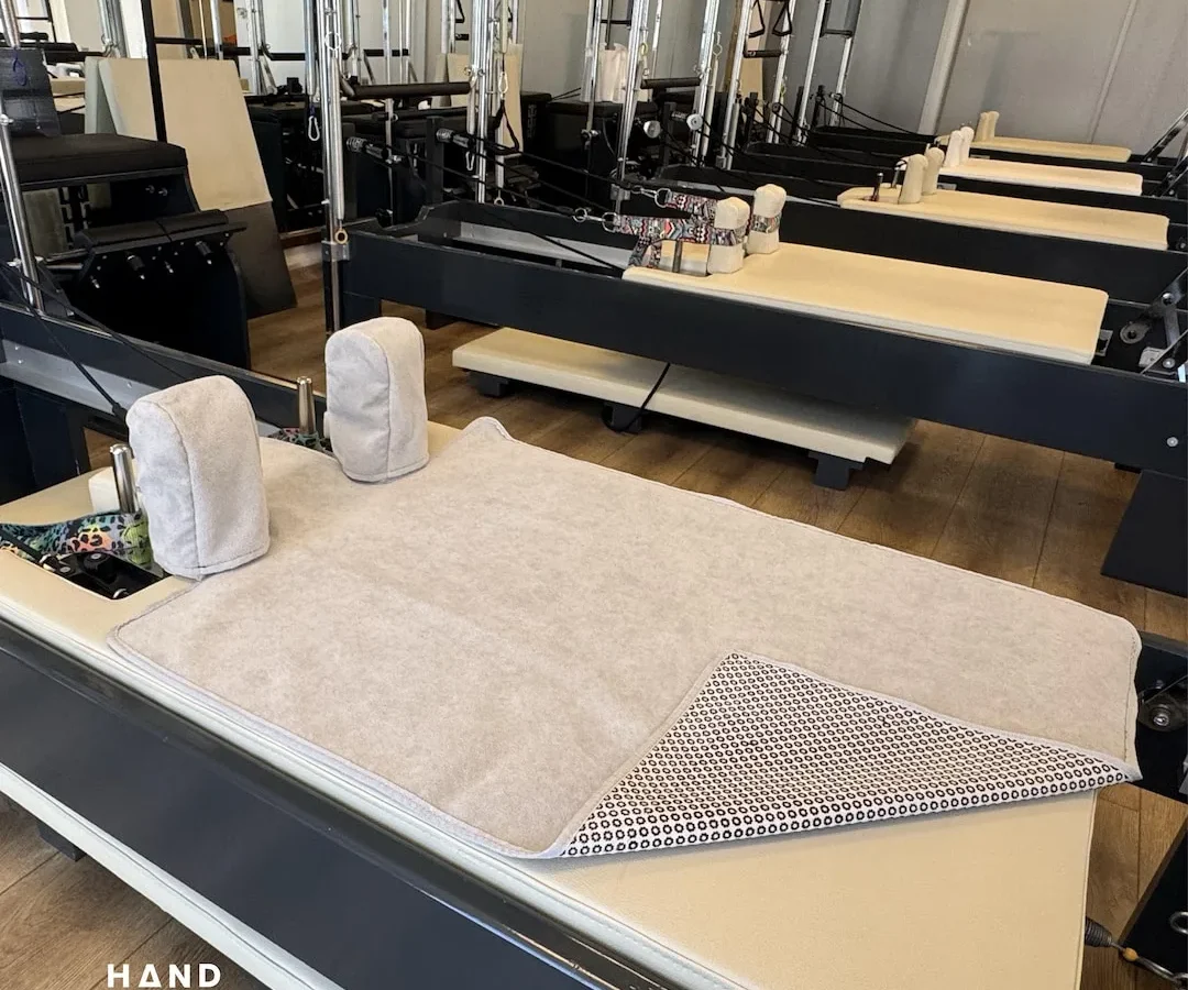 how to clean a reformer after someone sweats on it