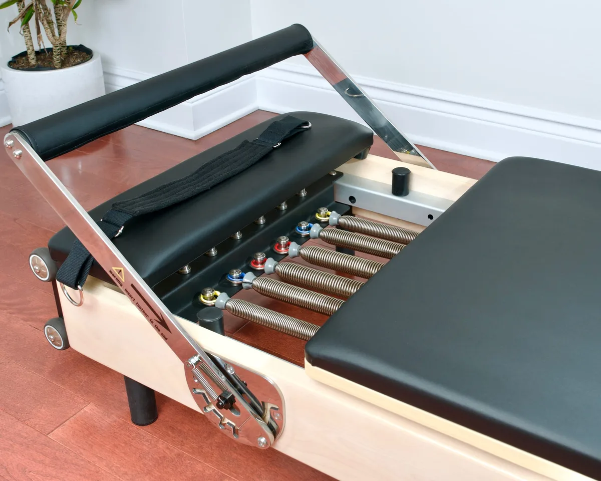 Reformer carriage