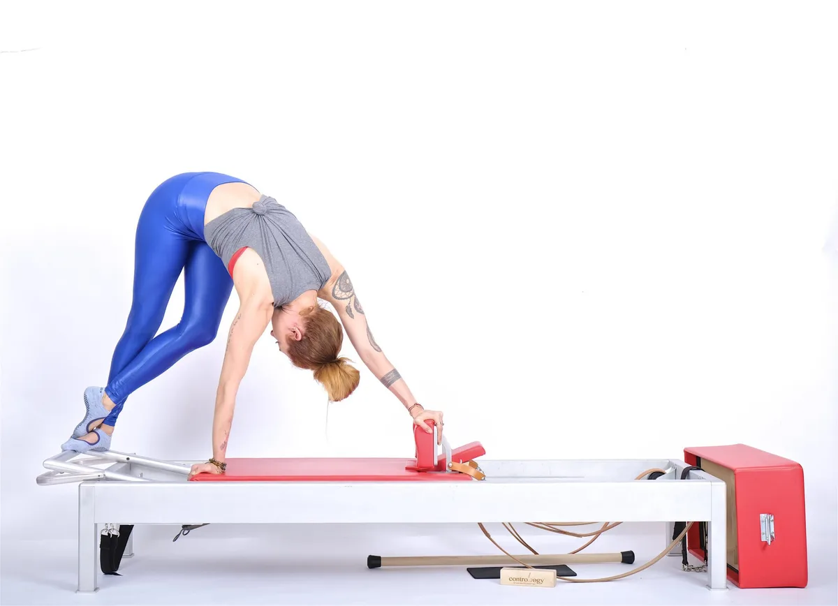 why does my reformer strap twist